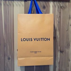 100% Authentic Louis Vuitton gift bag